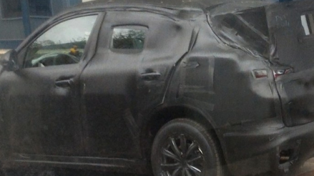 Alfa Romeo Stelvio: foto spia da Cento
