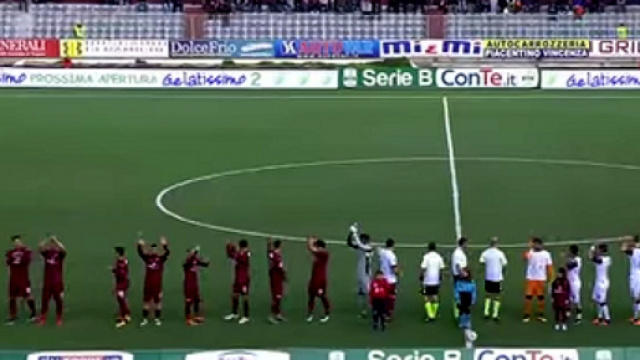 Trapani schierato a centrocampo