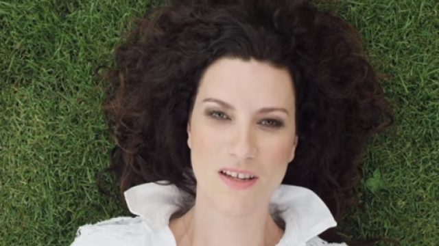 Replica Laura e Paola seconda puntata 8/04