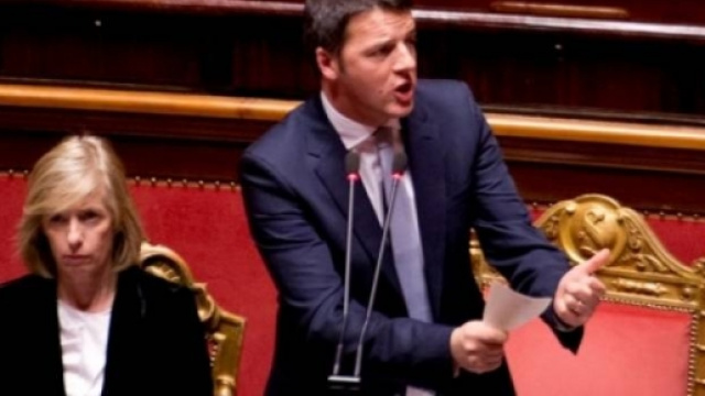 Ultime notizie scuola, sabato 9 aprile: Renzi e Giannini