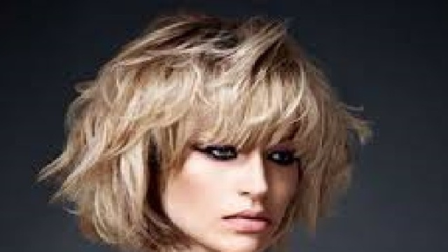 Moda capelli: frangia estate 2016