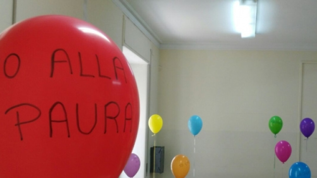 No alla paura, s&igrave; al coraggio.