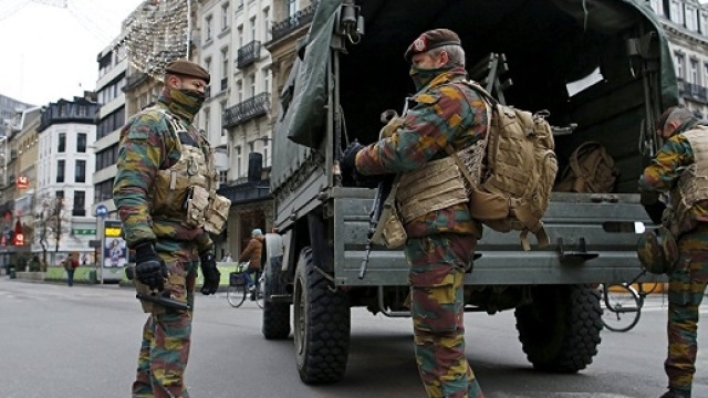 Bruxelles: 60 militari sotto osservazione