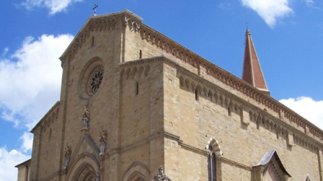 Il Duomo di Arezzo far&agrave; da sfondo all'arrivo della tappa 8 del Giro d'Italia 2016