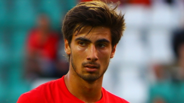 Andre Gomes con la maglia del Portogallo.