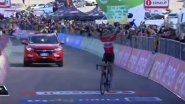 L'arrivo solitario di Tim Wellens