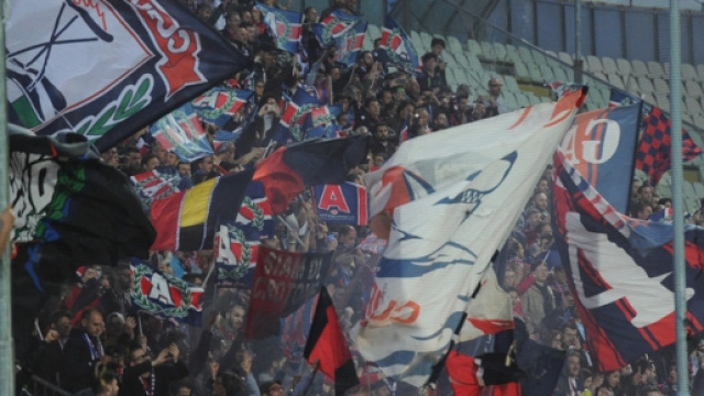 I tifosi del Crotone a Modena.
