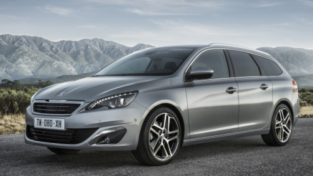 La nuova Peugeot 308 station wagon.