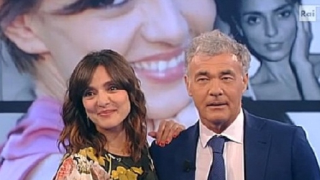 Ambra Angiolini ospite di Massimo Giletti