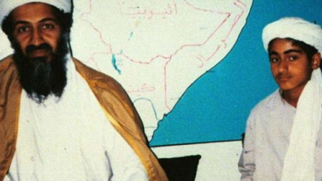 Osama Bin Laden e il figlio Hamza