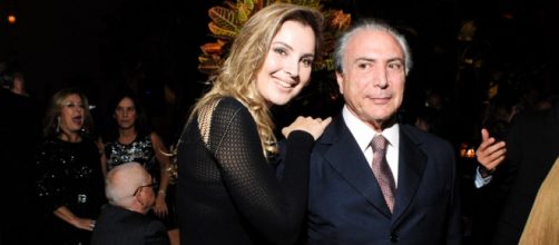Michel Temer quer a esposa atuando ao seu lado