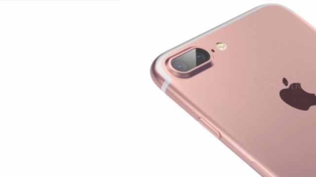 Il retro del nuovo iPhone con la doppia fotocamera.