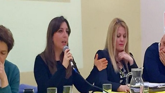 On. Chimienti: decreto scuola cuscinetto momentaneo