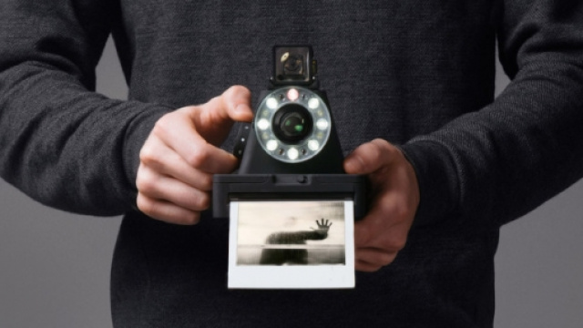 Impossible I-1, funziona sia con smartphone che con rullino