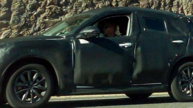 Alfa Romeo Stelvio: nuovo foto spia