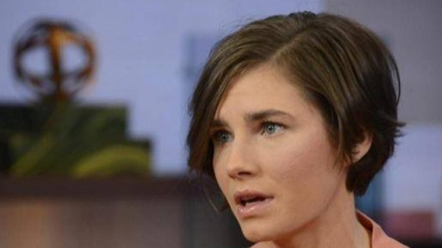 Amanda Knox durante un'intervista televisiva negli Stati Uniti