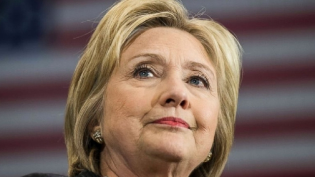 Hillary Clinton vince in Kentucky ma lascia l'Oregon a Bernie Sanders