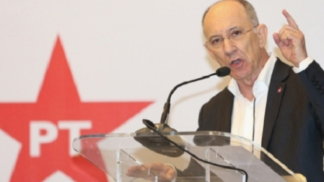 Il leader del Partito dei Lavoratori, Rui Falc&atilde;o.