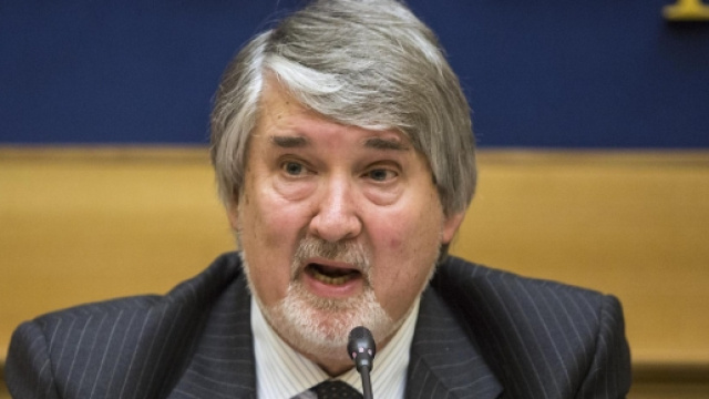 Poletti convoca l'incontro con i sindacati