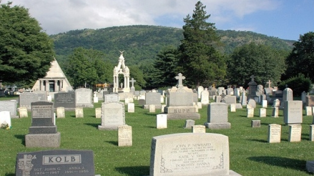 Andrea Ruotolo: la misteriosa lettera al cimitero