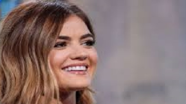 Nuovi tagli di capelli: chiome scalate estate 2016