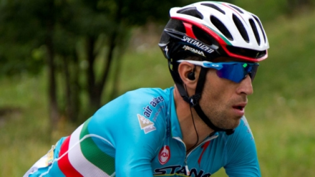 Vincenzo Nibali &egrave; il tra i pretendenti per la maglia rosa: ripeter&agrave; l'impresa del 2013?