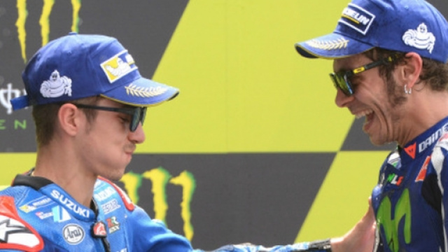 Maverick Vinales ha dichiarato che non ci saranno problemi ad avere Rossi come compagno di squadra