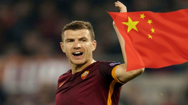 Edin Dzeko potrebbe trasferirsi in Cina durante la prossima sessione di calciomercato.