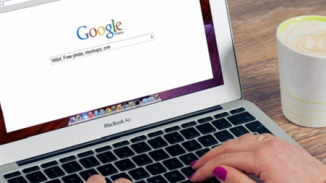 La resistenza politica si fa anche sul web