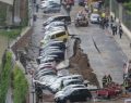 Firenze, voragine sul Lungarno inghiotte venti auto: le foto choc
