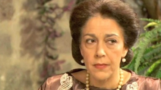 Donna Francisca uccide Silverio - Il Segreto