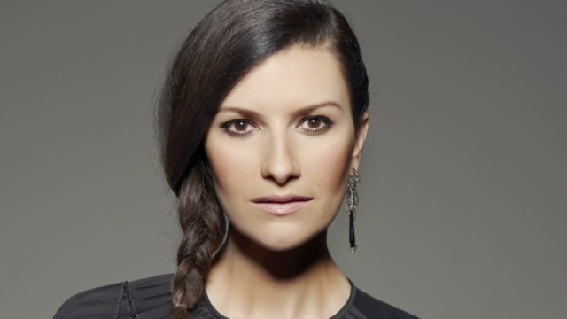 Laura Pausini nel film "Braccialetti Rossi" al cinema.
