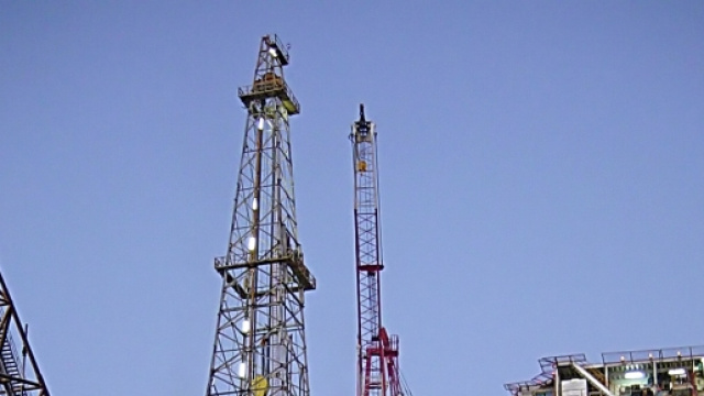 Piattaforma petrolifera da cu si estrae petrolio