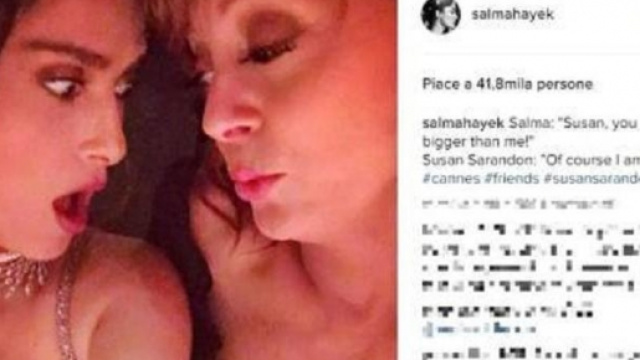 Le due attrici nel popolare selfie