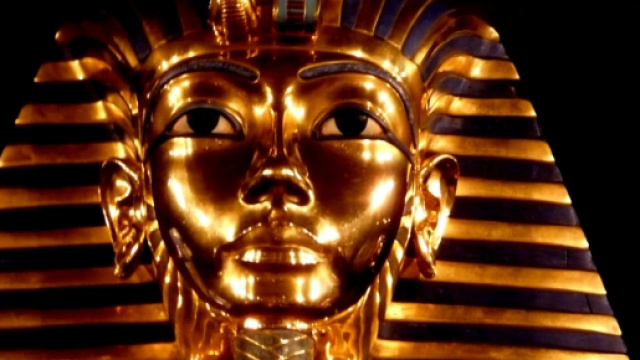 Tutankhamon: la lama del coltello trovato nella sua tomba proviene dallo spazio