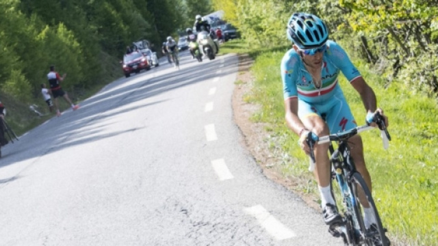 Vincenzo Nibali verso la vittoria a Risoul - Foto Ansa/Di Meo-Peri-Zennaro