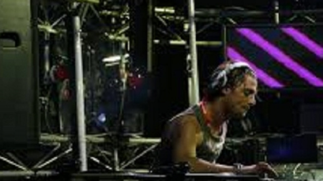 Replica prima puntata Top DJ 2016