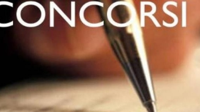 Concorsi per assistenti sociali e amministrativi