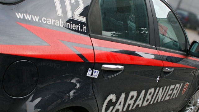 Tragedia a Rende: accoltella coinquilino e poi si getta dal balcone