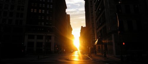 Manhattanhenge / Photo by Andrzej Olszewski on Flickr