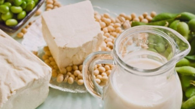 Benefici della soia: antivampate e preventiva dei tumori.