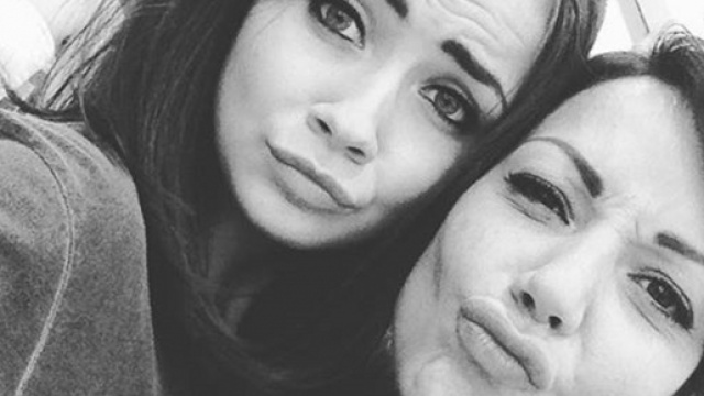 Eleonora Rocchini e Dalila Branzani: selfie al centro commerciale