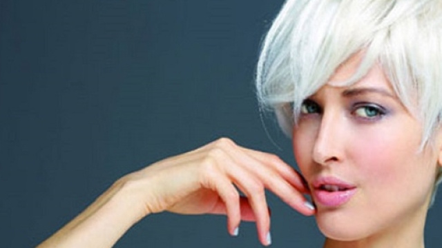 Tagli capelli corti: must di stagione per l'estate 2016