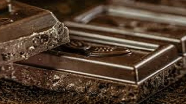 Come preparare un gustoso gelato al cioccolato