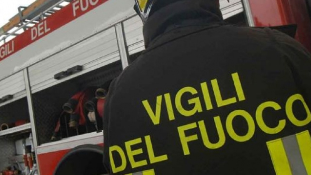 Cosenza, auto in fiamme ad Amantea