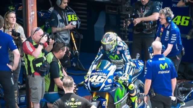 Motomondiale 2016 Le Mans: Lorenzo pronto a scattare come un missile