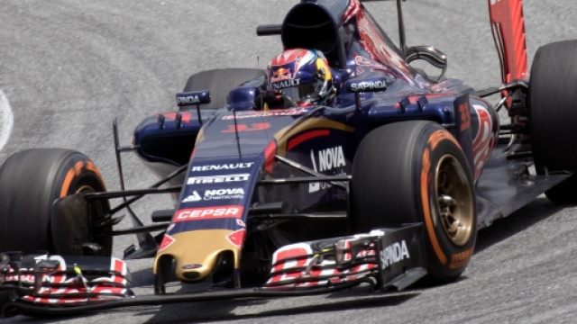 Verstappen in Red Bull al posto di Kvyat: mossa strategica di mercato?