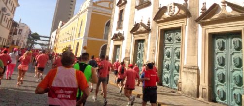 Corrida de Rua no Recife, estimulando atletas - Foto: T&acirc;nia Lima