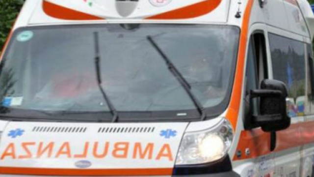 Cosenza, uomo in ospedale per sedare una lite