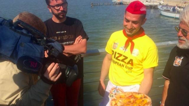 Vincenzo D'Apote assieme al Maestro Alfredo Folliero